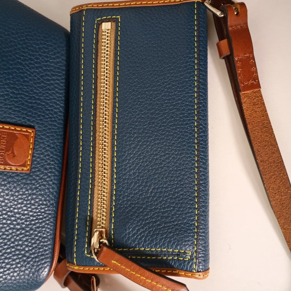 Dooney & Bourke Teal Pebble Leather Crossbody Bag and Wallet Set - Picture 11 of 17